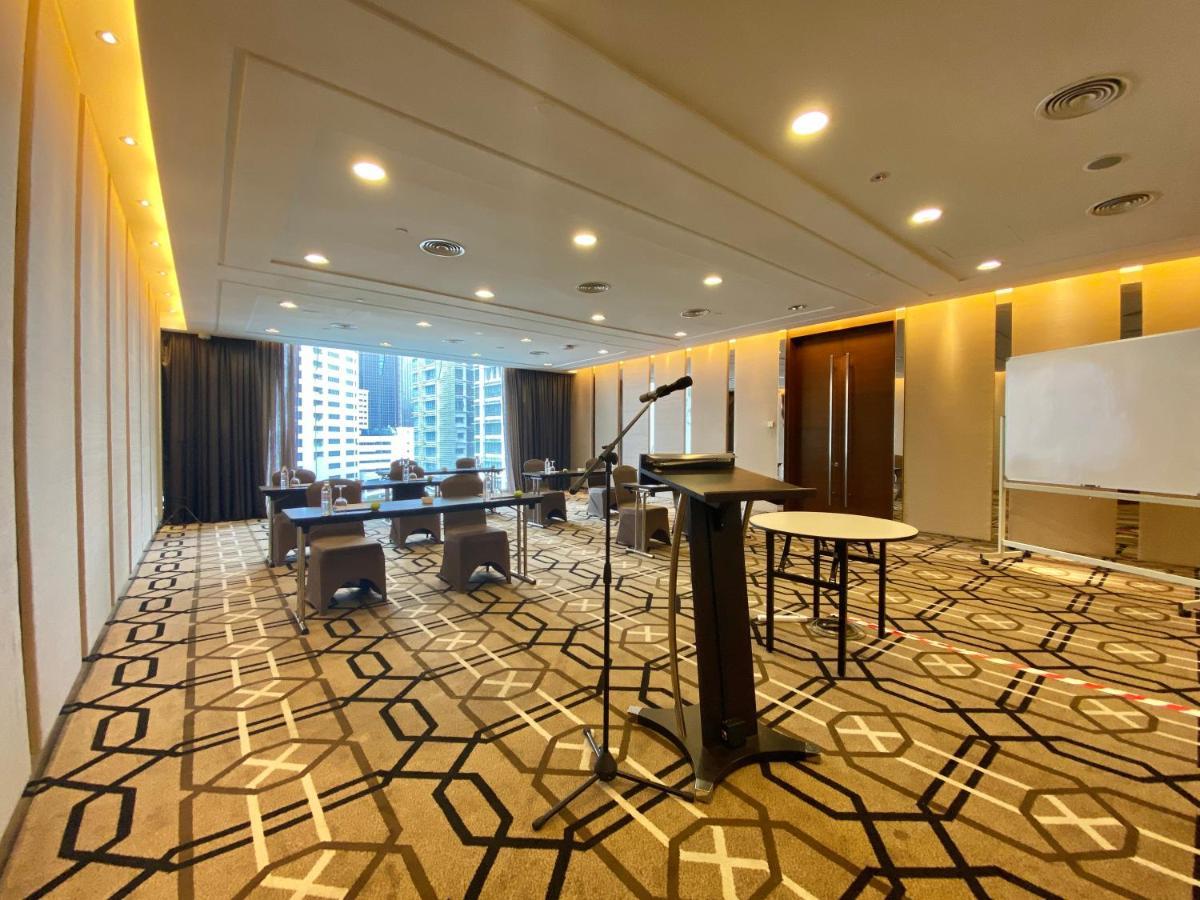 Ramada By Wyndham Centre 4*