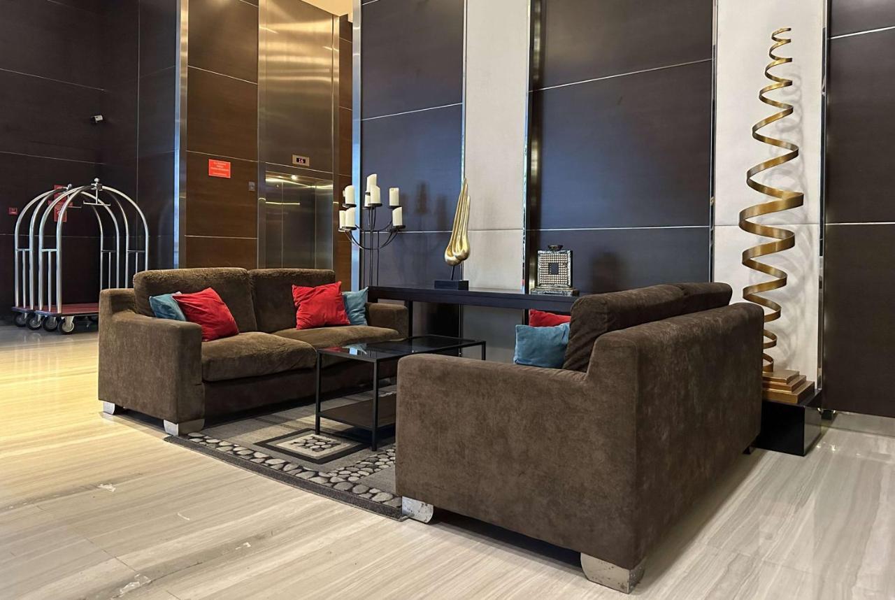 Ramada By Wyndham Centre Hotel 4*