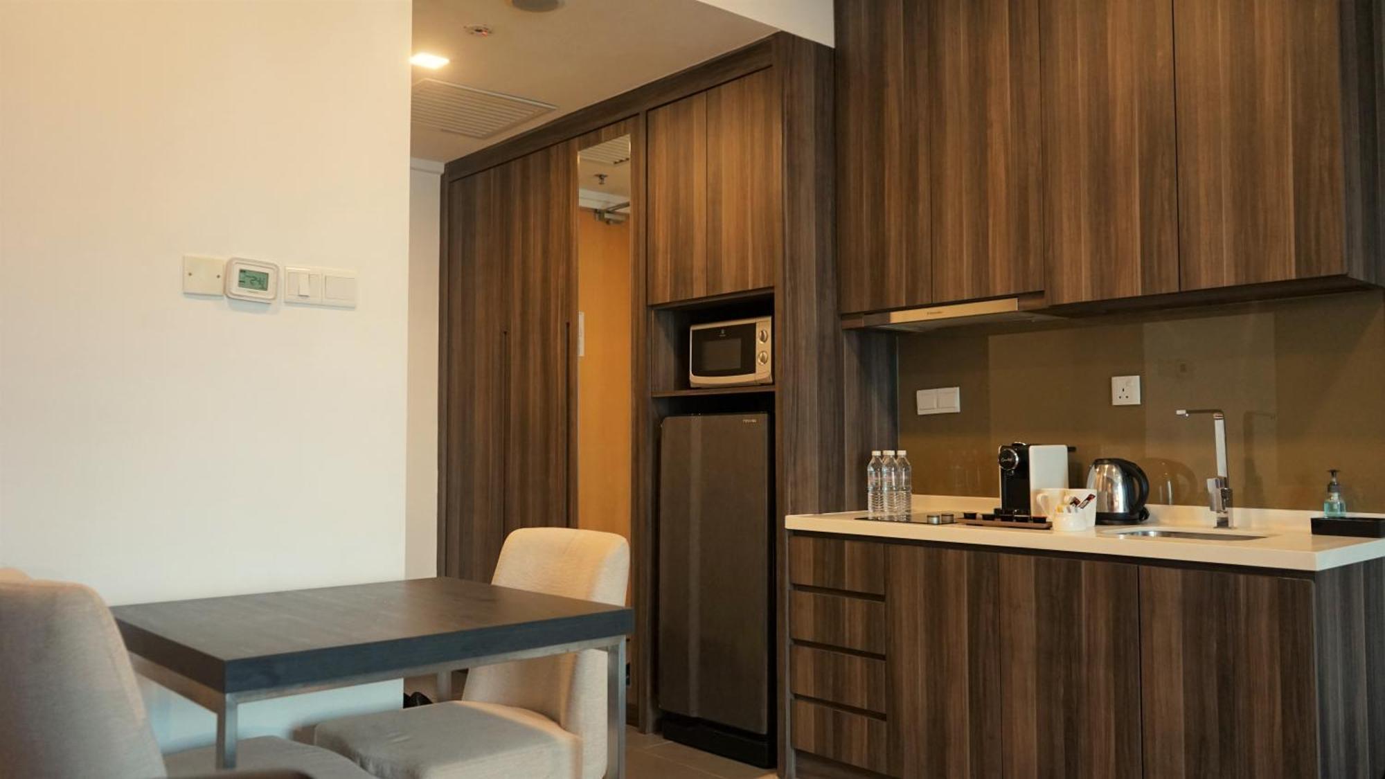 Ramada By Wyndham Centre Hotel