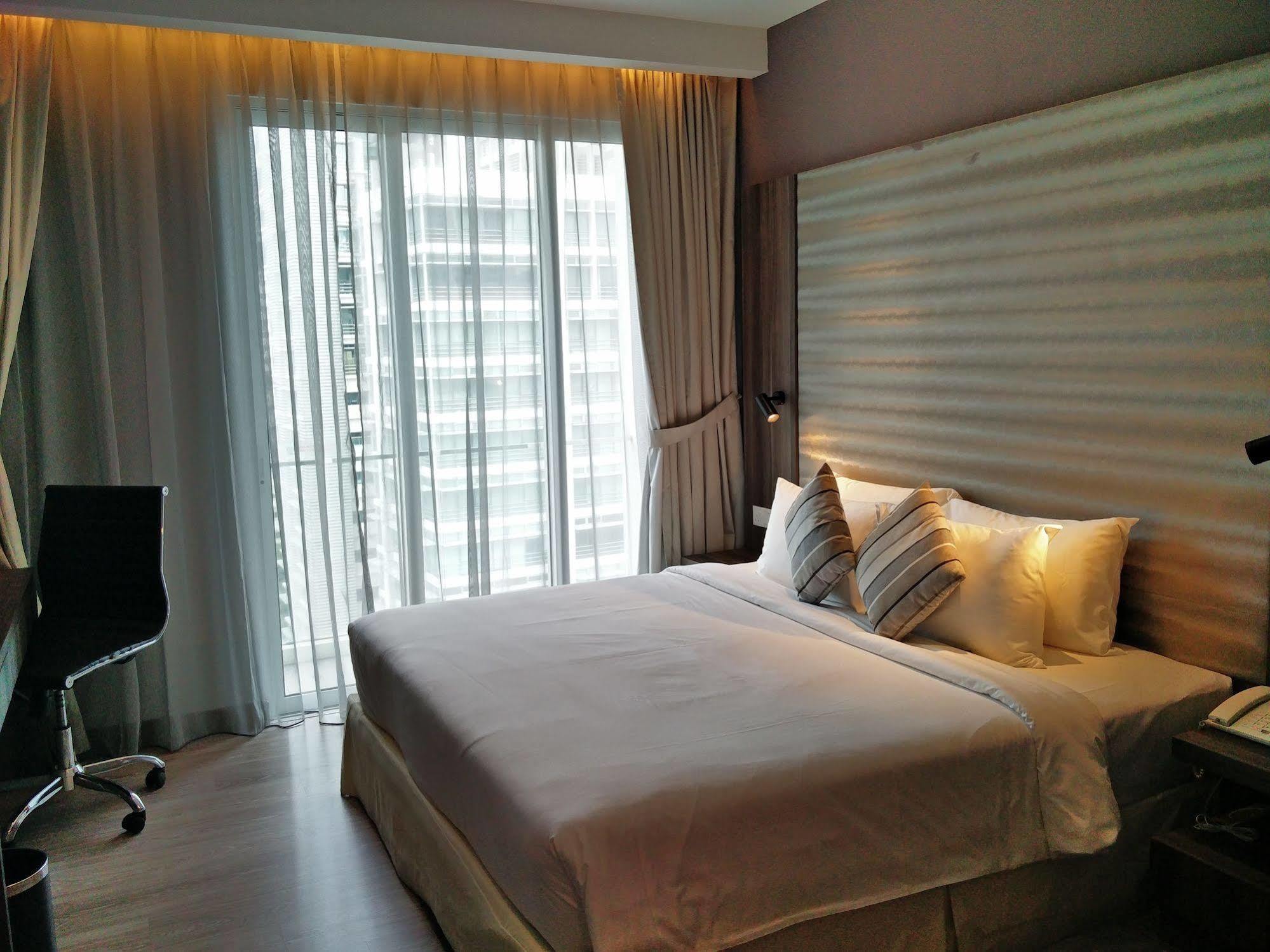 Ramada By Wyndham Centre